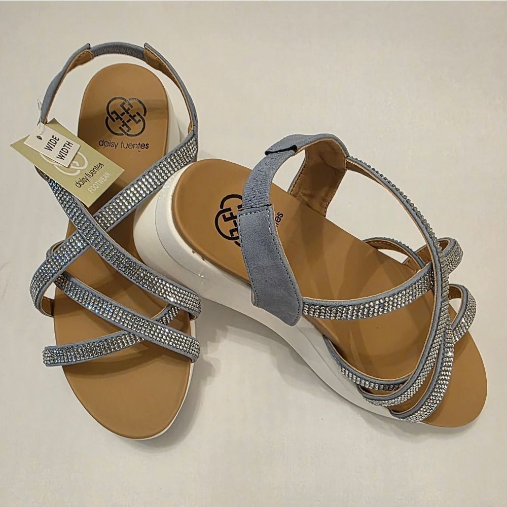 BRAND NEW DAISY FUENTES WEDGE WOMENS SANDALS